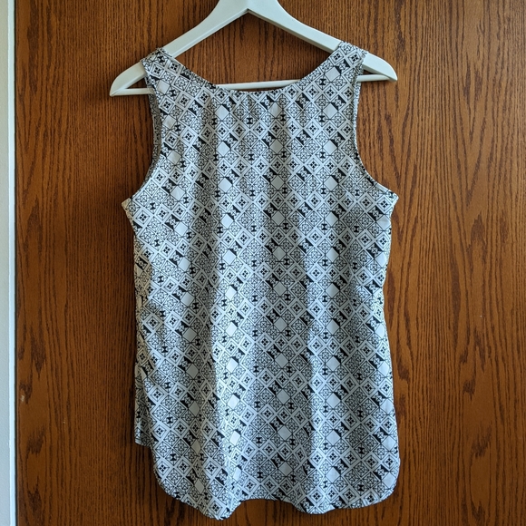 H&M Geometric Print Tank Top - Picture 2 of 6